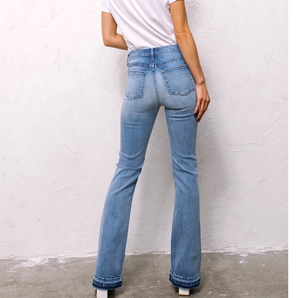 ☃️BOGO50%☃️ 🆕🩵SNEAK PEEK: Bootcut w/Distress & Hem Accent 11/30 - Picture 3 of 8